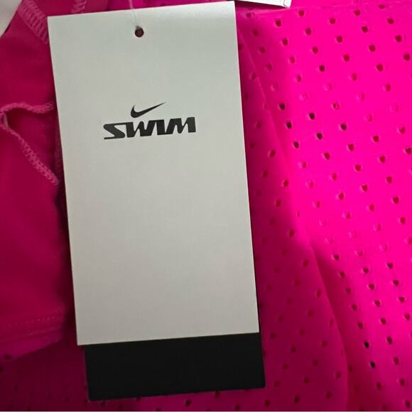 Nike Essential Layered 2-in-1 Tankini Top Size Medium - Picture 5 of 10